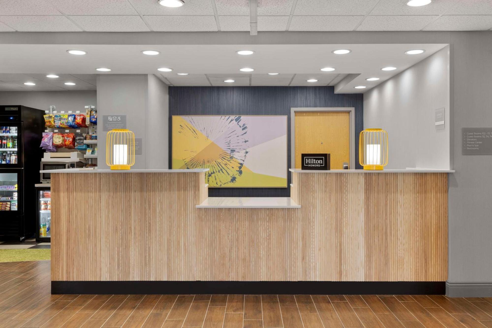 Spark By Hilton Newcomerstown Exteriör bild